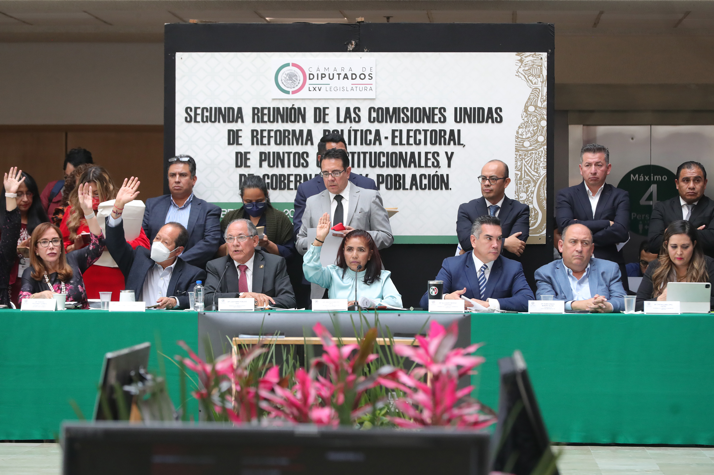Aplazó Diputados discusión de Reforma Electoral